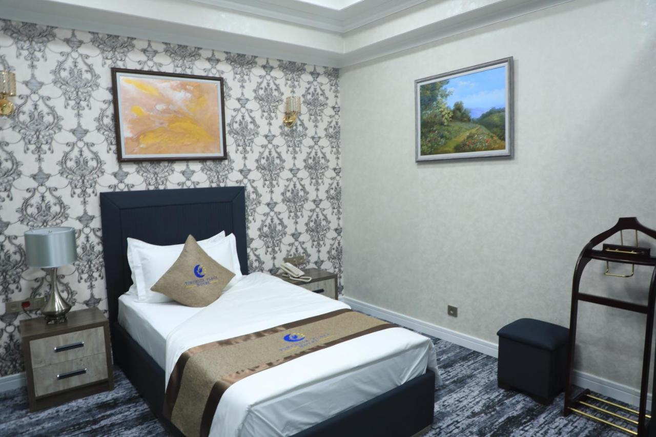 Tinchlik Plaza Hotel Navoiy Exterior foto